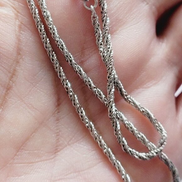 Vintage 17" Monet Rope Chain Silver Tone Classic Timeless Elegance Veratile EUC - Picture 7 of 7